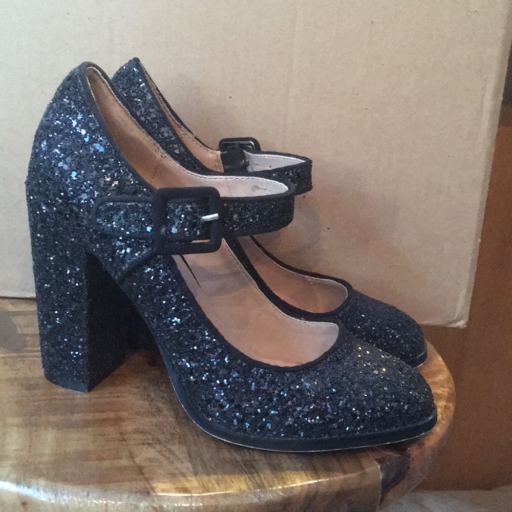Black sparkly heels